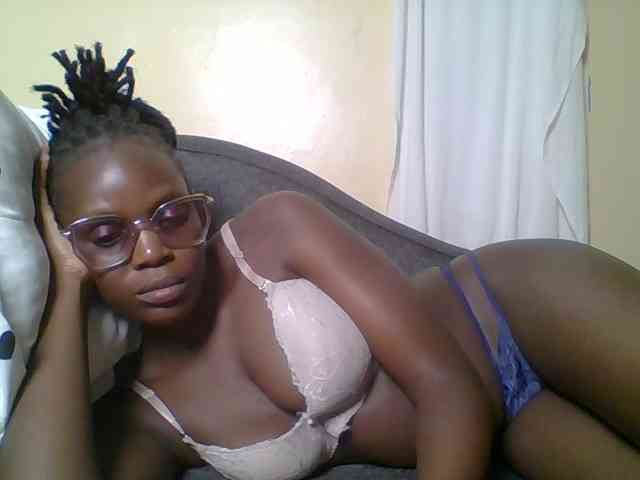 Hot-sexy-bitch webcam