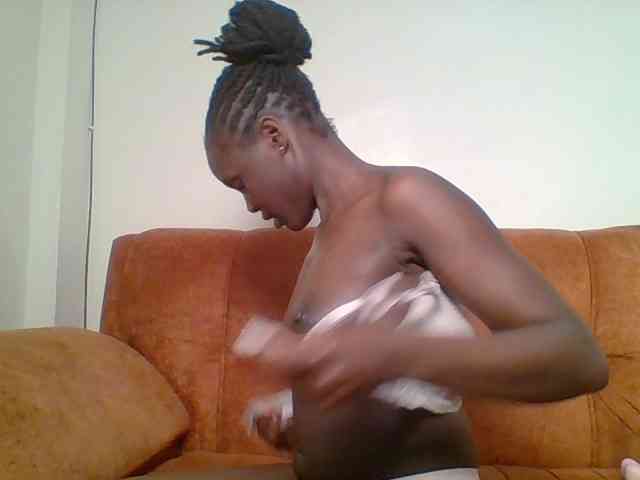 Hot-sexy-bitch webcam