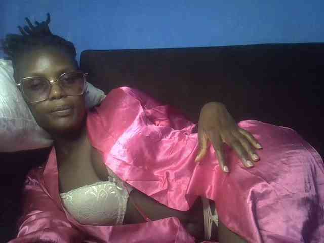 Hot-sexy-bitch webcam