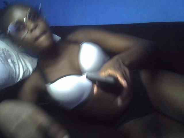 Hot-sexy-bitch webcam