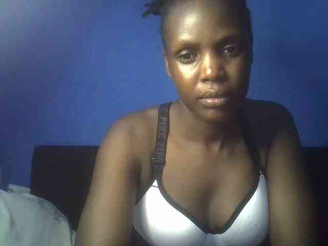 Hot-sexy-bitch webcam