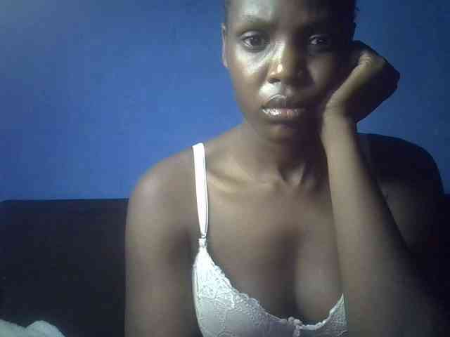 Hot-sexy-bitch webcam