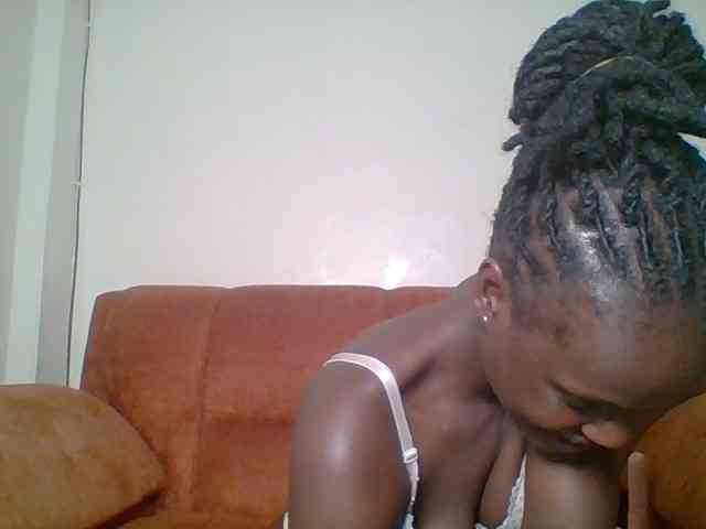 Hot-sexy-bitch webcam