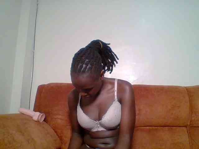 Hot-sexy-bitch webcam