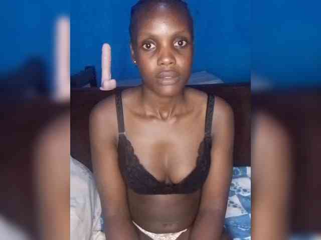 Hot-sexy-bitch webcam