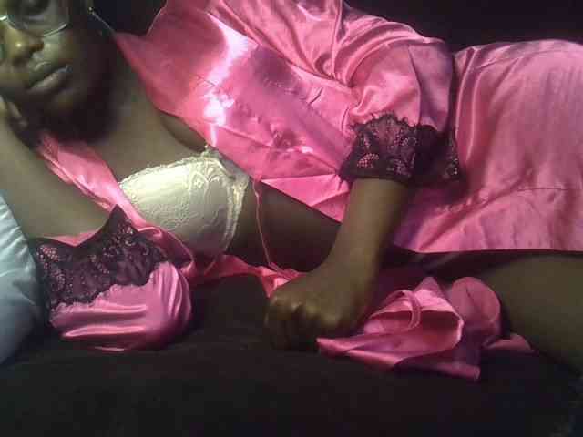 Hot-sexy-bitch webcam