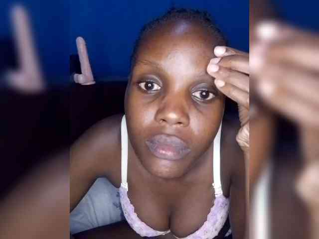 Hot-sexy-bitch webcam