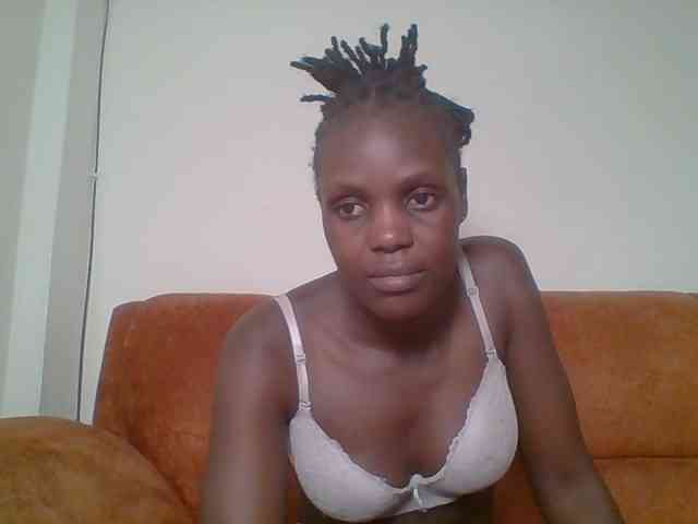 Hot-sexy-bitch webcam