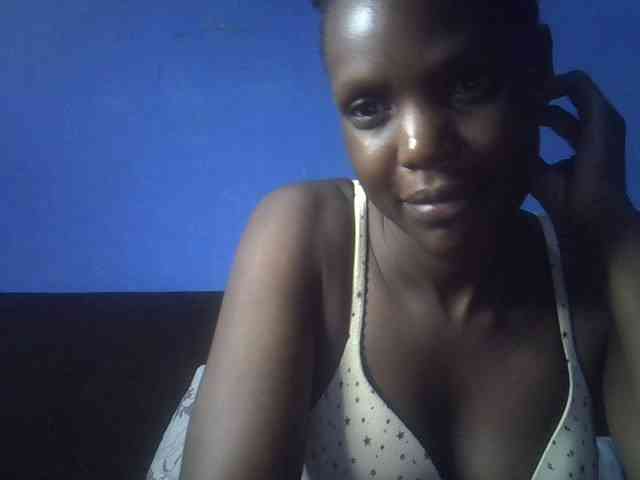 Hot-sexy-bitch webcam