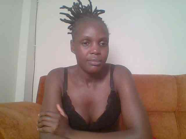 Hot-sexy-bitch webcam