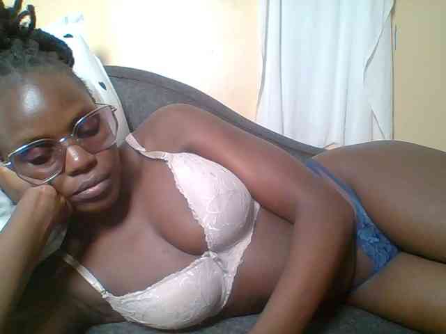 Hot-sexy-bitch webcam