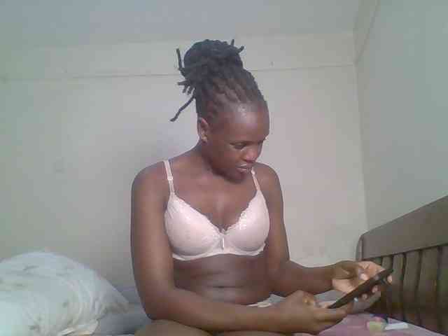 Hot-sexy-bitch webcam