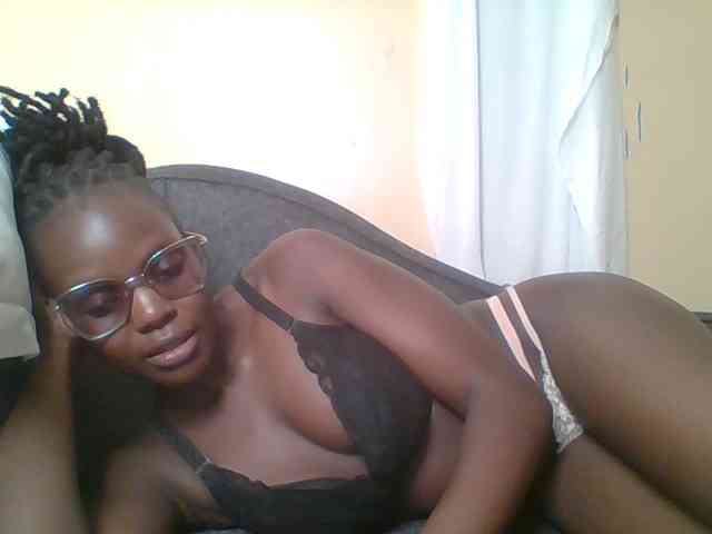 Hot-sexy-bitch webcam