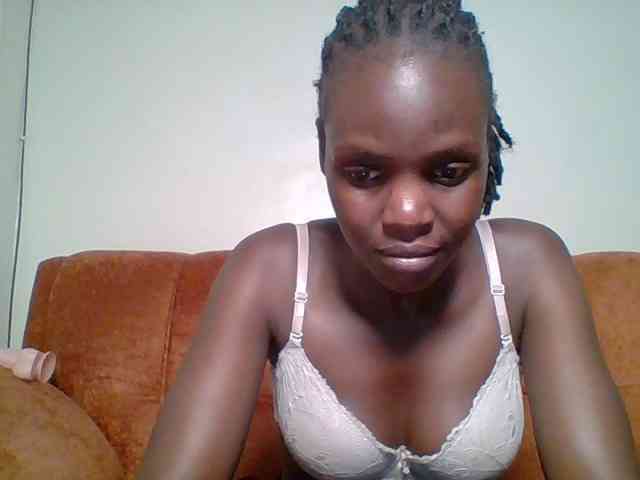 Hot-sexy-bitch webcam