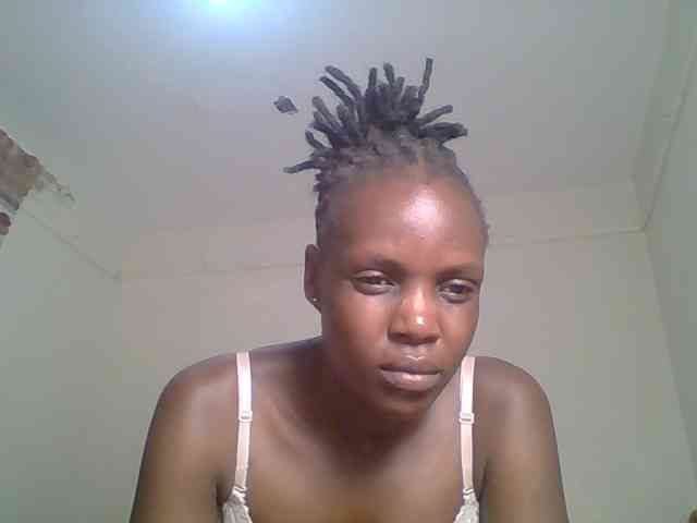 Hot-sexy-bitch webcam