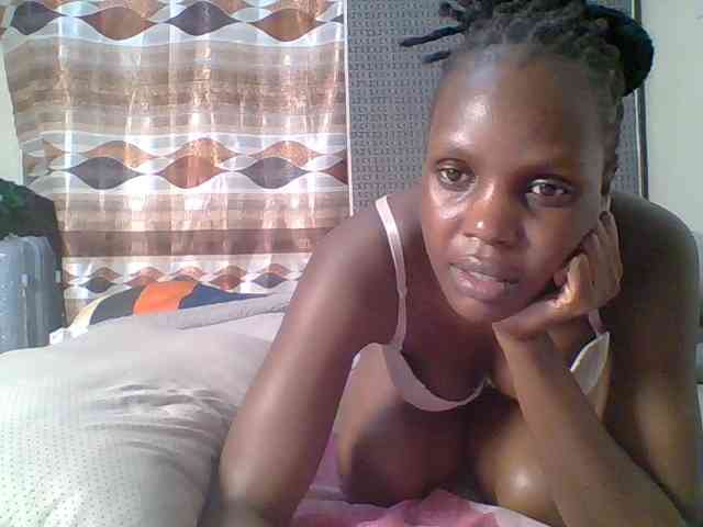 Hot-sexy-bitch webcam