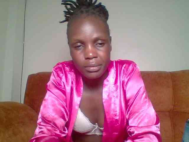 Hot-sexy-bitch webcam