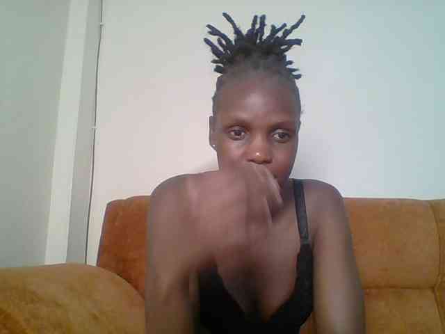 Hot-sexy-bitch webcam