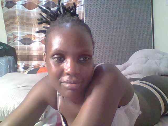 Hot-sexy-bitch webcam