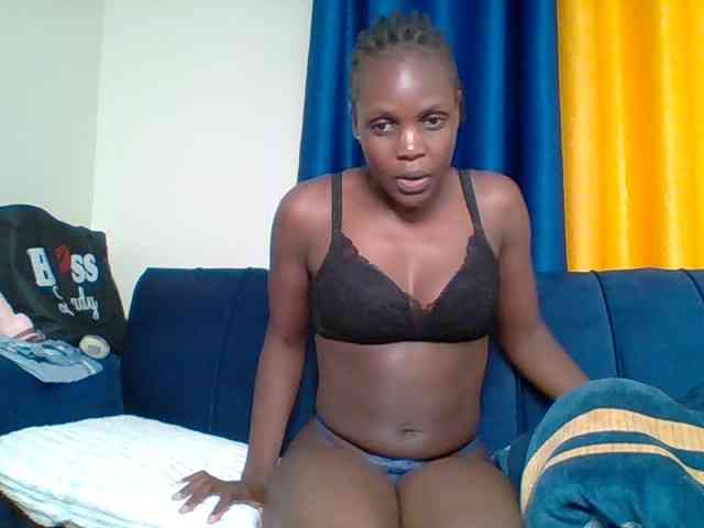 Hot-sexy-bitch webcam