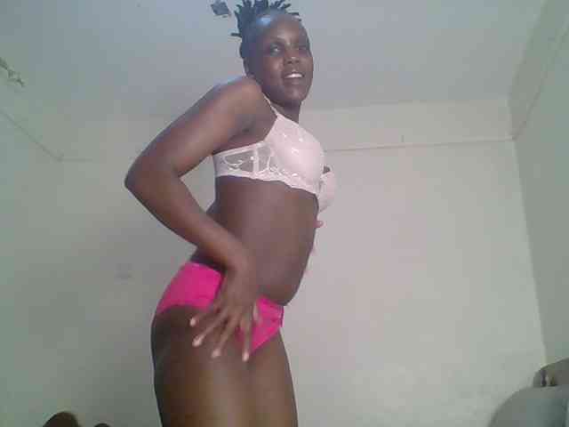 Hot-sexy-bitch webcam