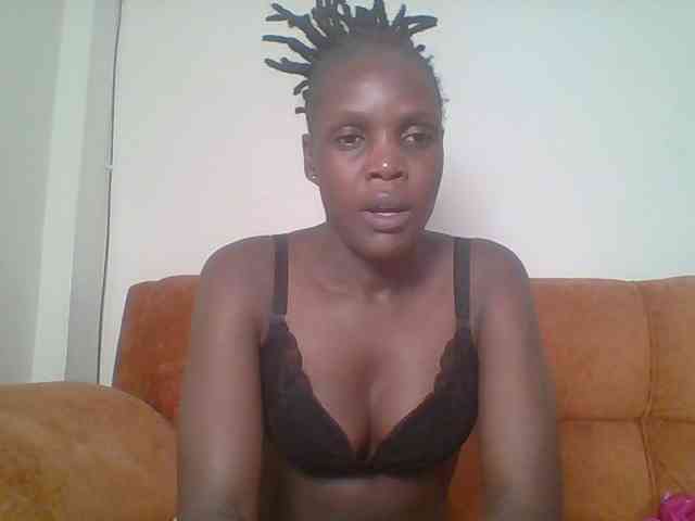 Hot-sexy-bitch webcam