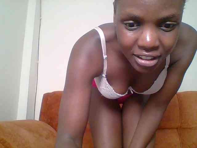 Hot-sexy-bitch webcam