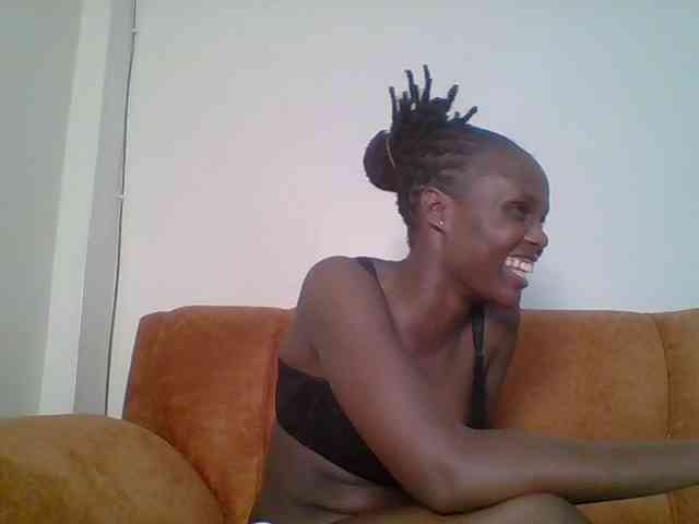 Hot-sexy-bitch webcam