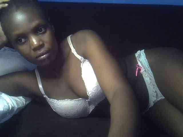 Hot-sexy-bitch webcam