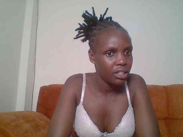 Hot-sexy-bitch webcam