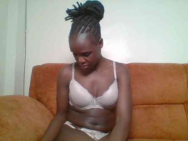 Hot-sexy-bitch webcam