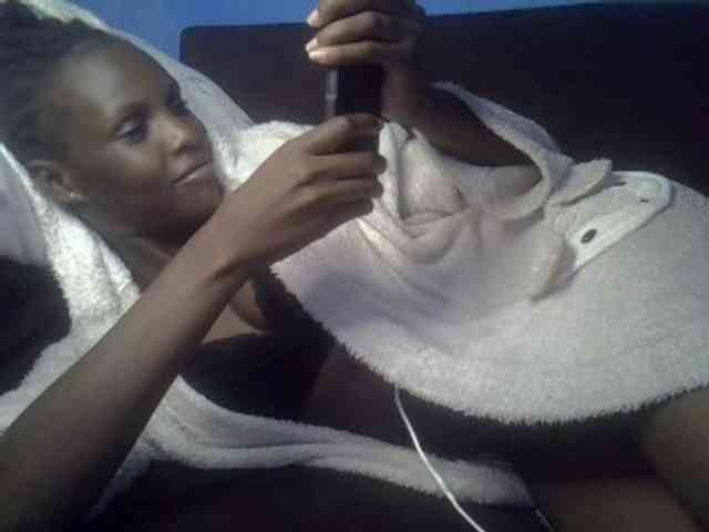 Hot-sexy-bitch webcam