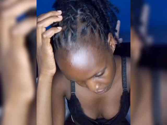 Hot-sexy-bitch webcam