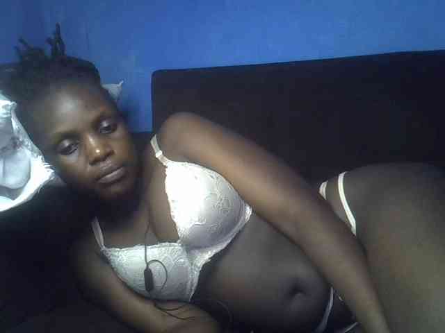 Hot-sexy-bitch webcam