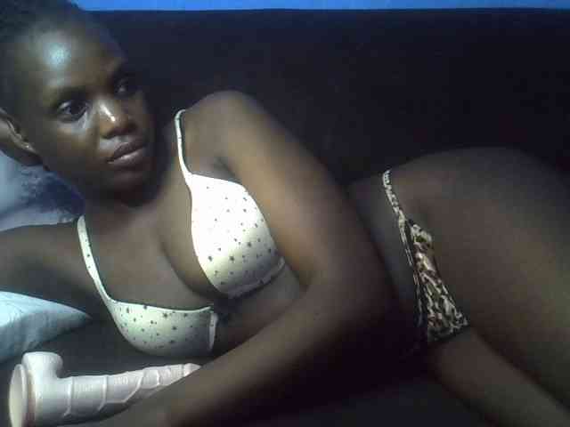 Hot-sexy-bitch webcam