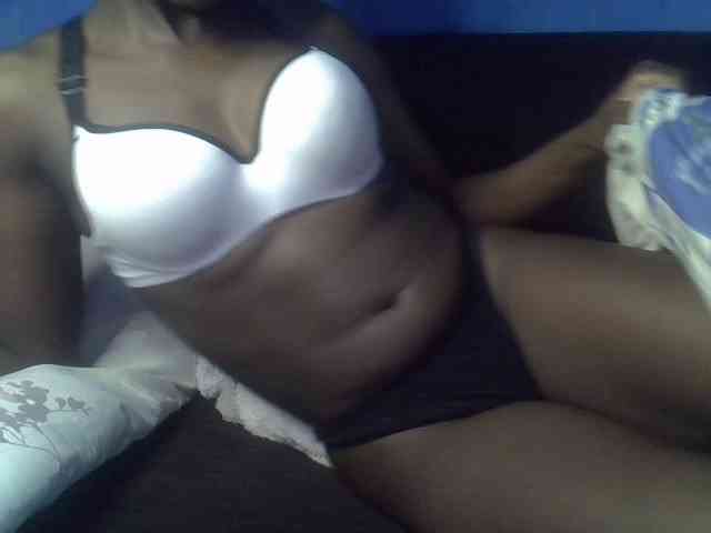 Hot-sexy-bitch webcam