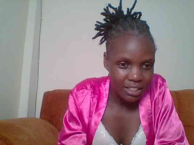 Hot-sexy-bitch webcam