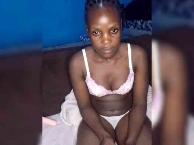 Hot-sexy-bitch webcam