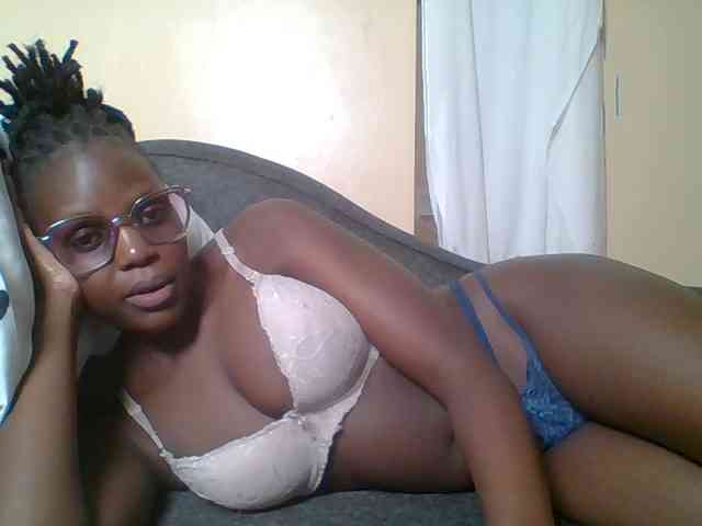 Hot-sexy-bitch webcam