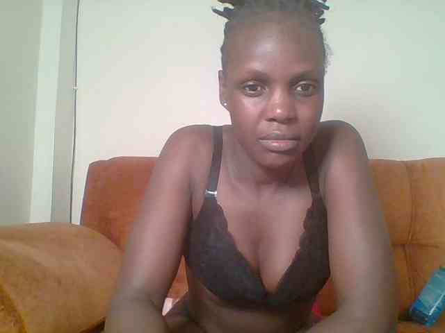 Hot-sexy-bitch webcam