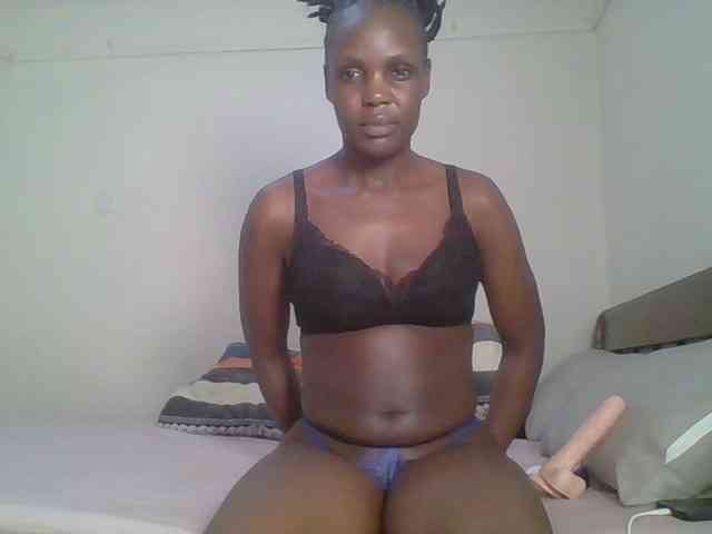 Hot-sexy-bitch webcam