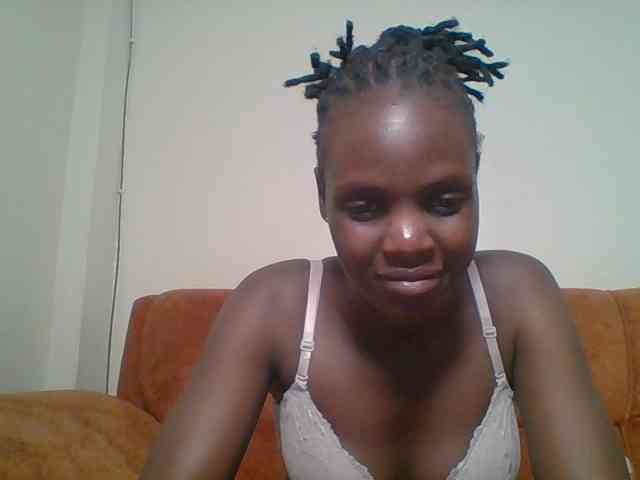 Hot-sexy-bitch webcam