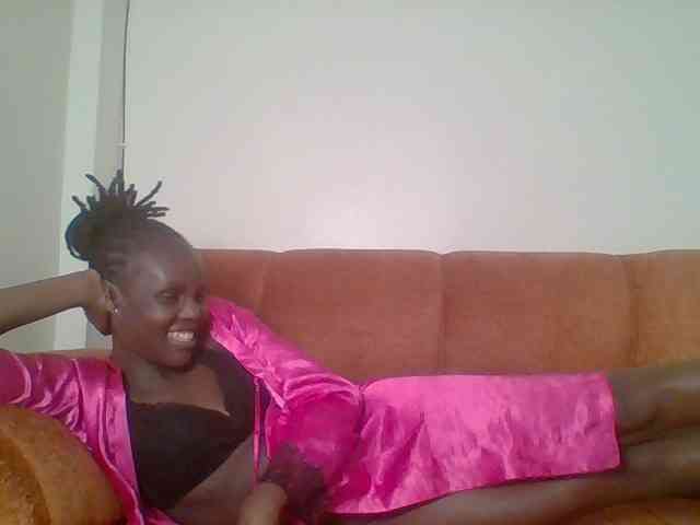 Hot-sexy-bitch webcam