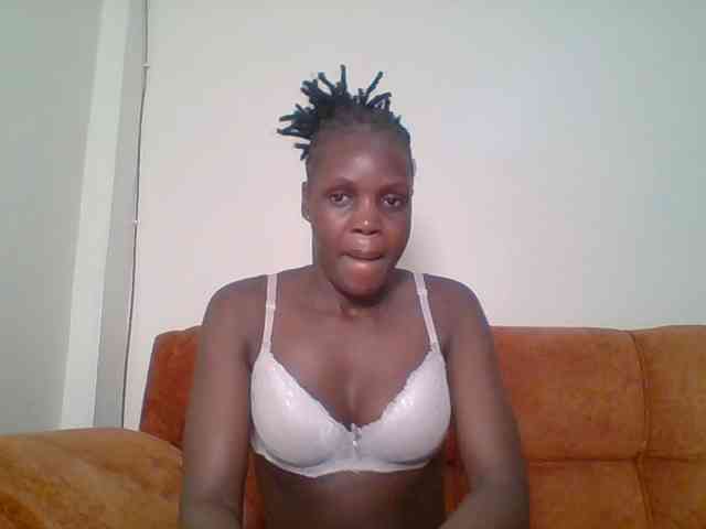 Hot-sexy-bitch webcam