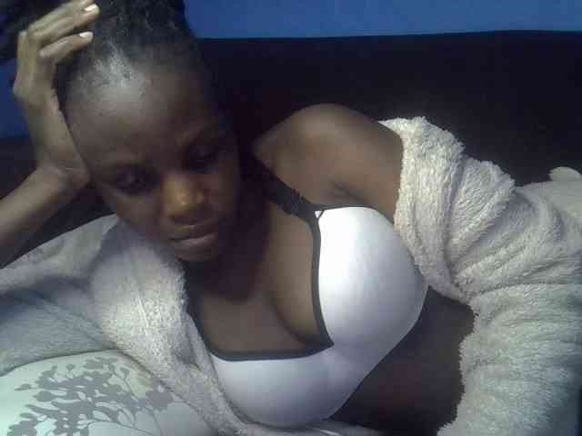 Hot-sexy-bitch webcam