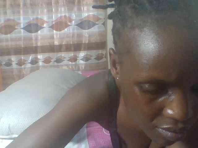 Hot-sexy-bitch webcam