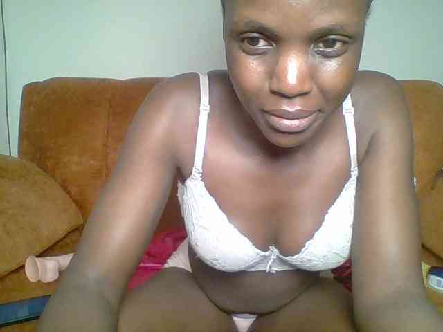 Hot-sexy-bitch webcam