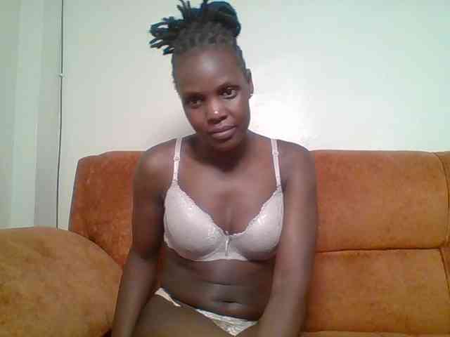 Hot-sexy-bitch webcam