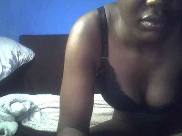 Hot-sexy-bitch webcam