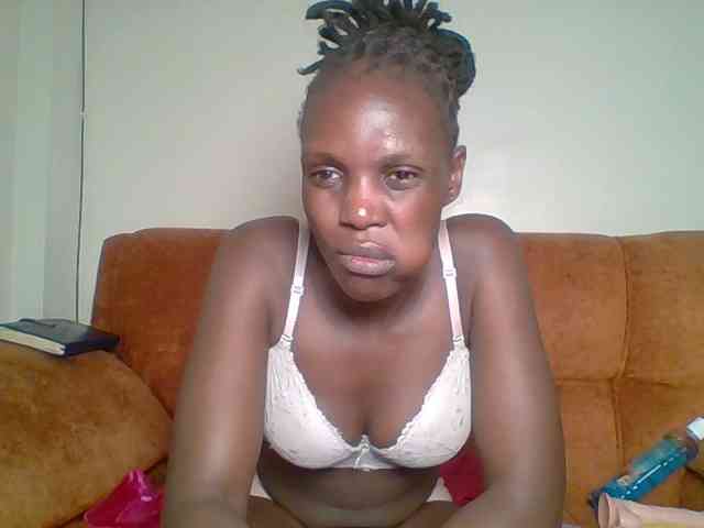 Hot-sexy-bitch webcam